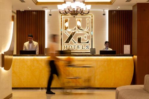 Luxe Avenue Hotel