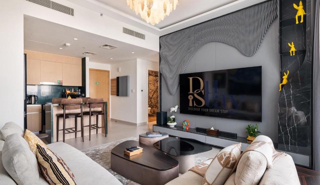 Luxurious Apartment, Dubai Creek Harbour - By Dustay