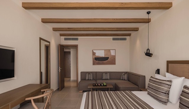 Luxurious Room w/Private Beach Access for Relaxing Red Sea Escape in Marsa Alam
