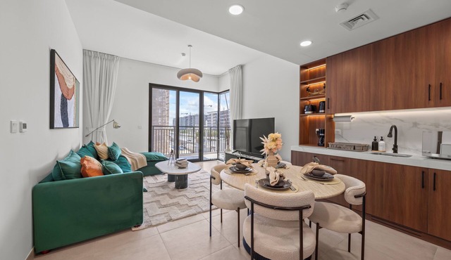 Luxury 1BR Apartment