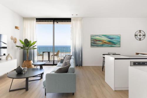 Luxury 2BD Beach Apartment 529
