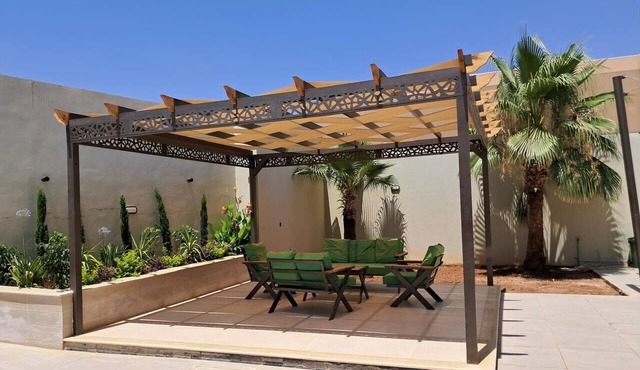 Luxury 3-bedroom chalet near the Dead Sea