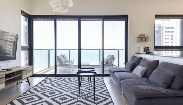 Luxury Apt Tower | Sea View Bat Yam | Mamad