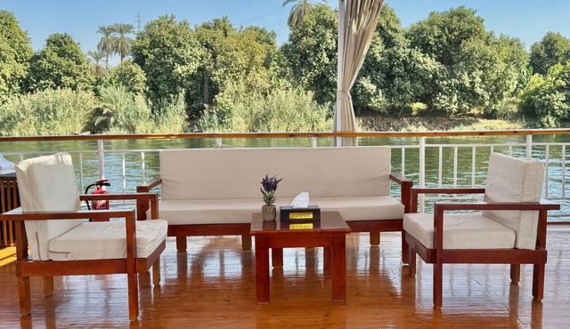 Luxury Dahabiya sailing 4,5,7Nigh boat tour Luxor & Aswan