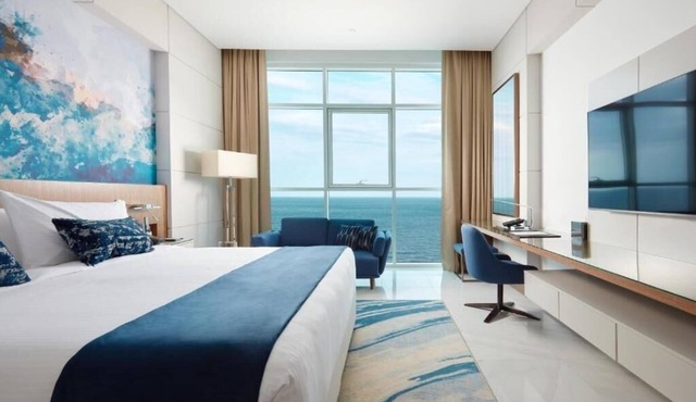 Luxury Executive Suite Near Sandy Beach by Luxury
