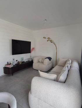 Luxury Modern Penthouse Apartment, Sunny Terrace &City Views