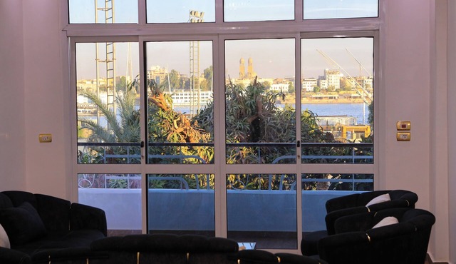 Luxury Nile View Beautiful Balcony