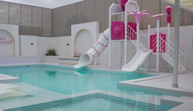 Luxury Private Chalet Dead Sea Exclusive Kids Water Park ,Heated Pool , BBQ,3BD