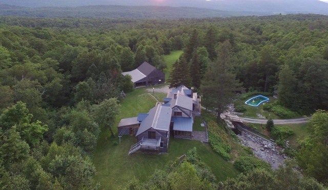 Magical Mountain Hide Away in Underhill