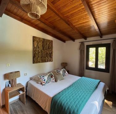 Maison Terre de Lune in Mondragon