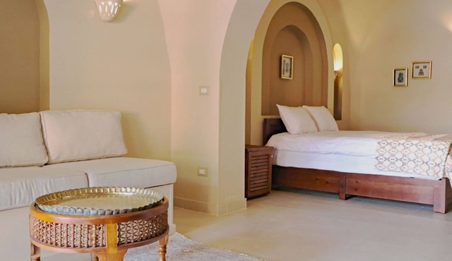 Malkata House Ground Floor Suite, Pool & Dine & Tours