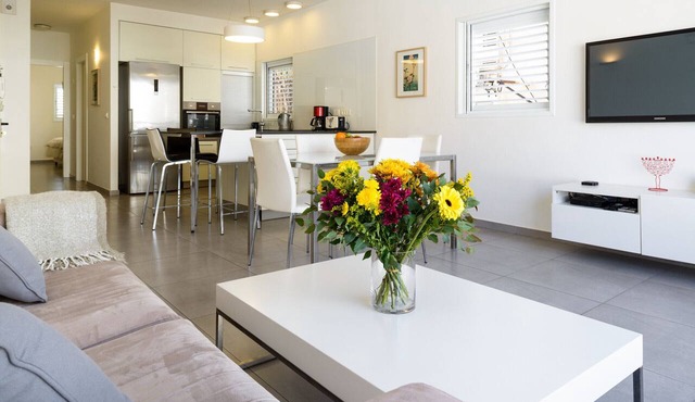 MIKLAT Full Comfort 1BR near Frishman Beach by FeelHome