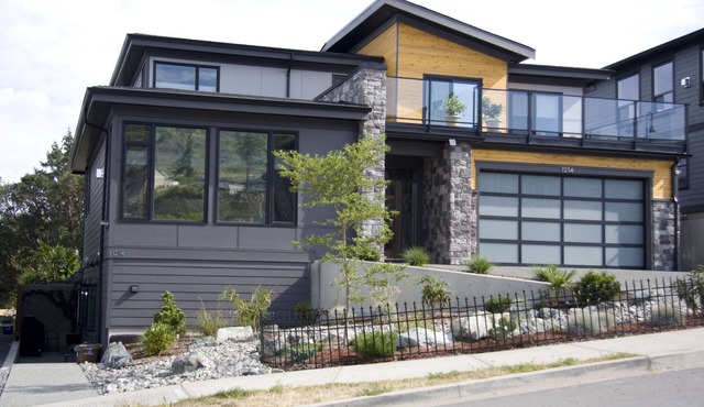 Modern Mt Tzouhalem Suite with Panoramic Views in NORTH_COWICHAN_MUNICIPALITY