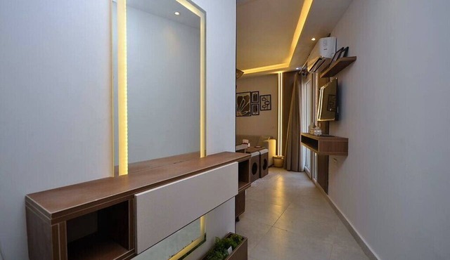 Modern 1-Bedroom Apartment for Rent in Aqua Fun.