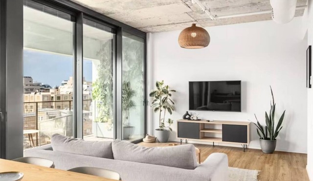Modern Luxury Apartment in TLV AC Wi-Fi Balcony