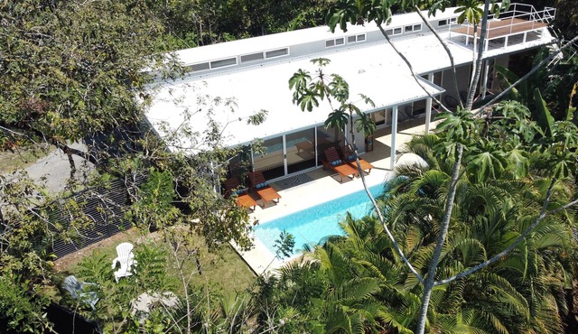 Montezuma Jungle House with Pool + Sunset Deck