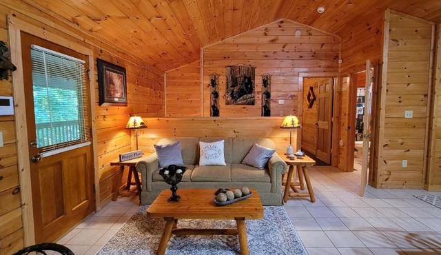 Moose Ridge Cabin in Pigeon Forge