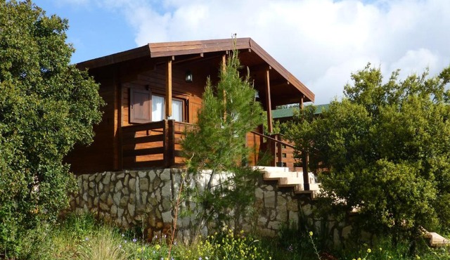 Mountain Breeze Lodge & Resort