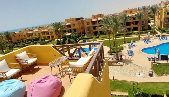 Mountain view sokhna 2, Sea and Pool view, 3 BDRs, in Suez Governorate