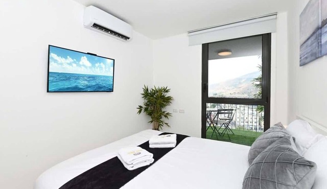 MY VIEW 2 bedroom apartment by the lake