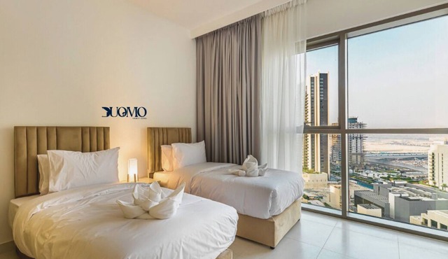 MyDuomo: 2BR Creekside Apt with pool & community views