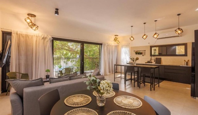 Nachmani Luxury Apartment