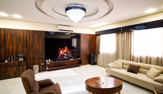 Nakheel Suites