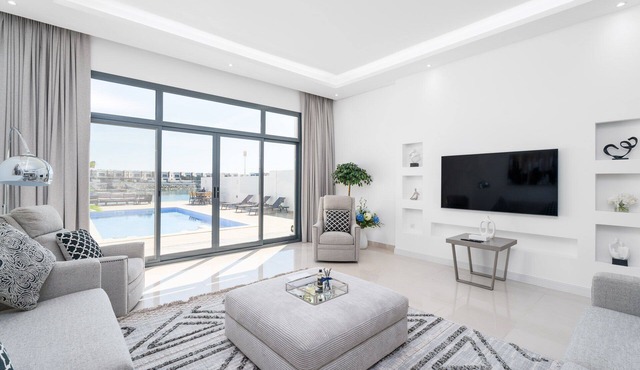 Nasma Holiday Homes - Al Dana Villas