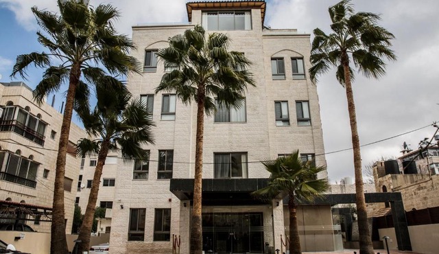 Naylover Hotel Suites