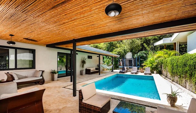 New Villa in Playa Grande Walking Distance to the Beach and Surf