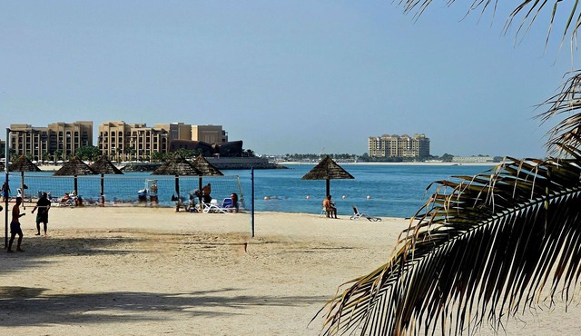 NICE 2 BEDROOM NEAR THE BEACH