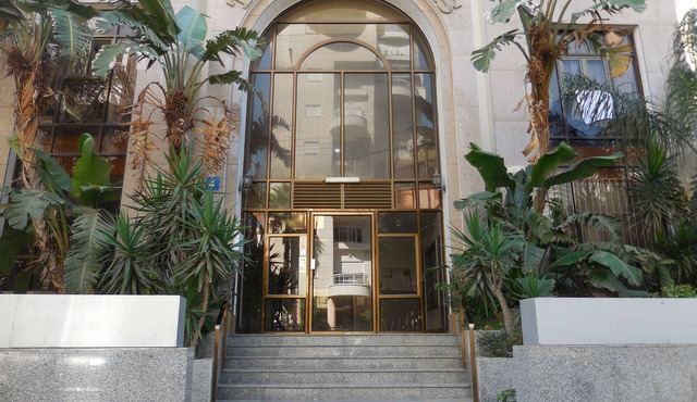 Nice apartment Kikar, center and beach, Residence "Les Arches"