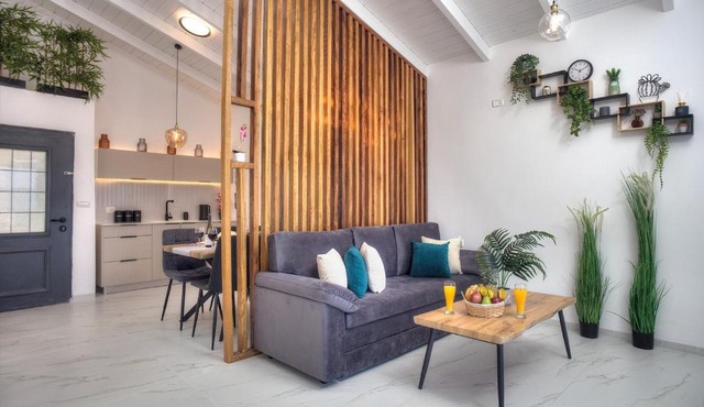 Nof Marom - apartment with shelter room נוף מרום -דירה עם חדר ממ"ד