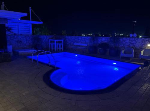 Nofesh Ba Alon 10