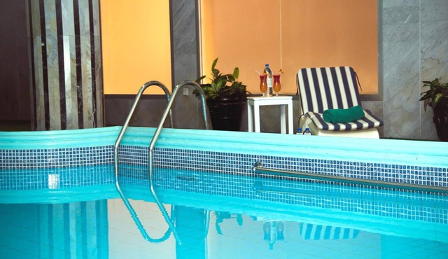 Nova Park Hotel