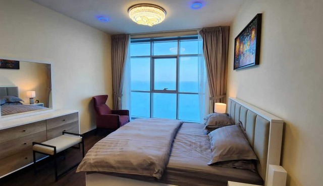 Ocean View Family friendly two bedroom apartment right opposite the Ajman Sea!