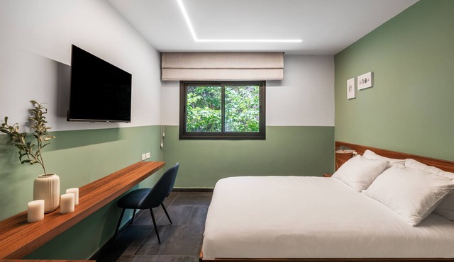 Olala Carmel Suite Double Room
