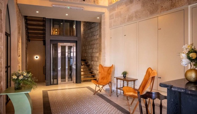 Old Charm & Modern Meets by Sea N' Rent