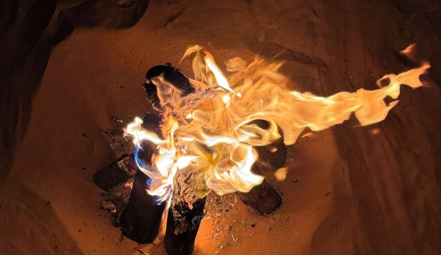 Luxury private camp in Oman Bidiyah wahiba sand