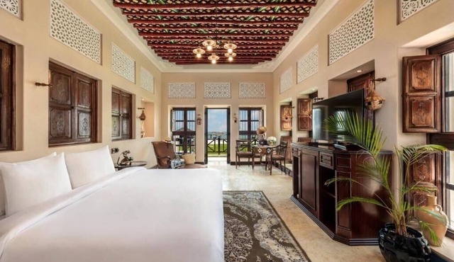 One Bedroom Near Al Maya Staff Accommodation