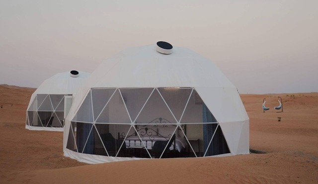 Opulent Omani Desert Retreat: Adventure & Culture