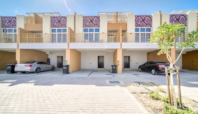 Peaceful 3BR Townhouse at DAMAC Hills 2 Avencia by Deluxe Holiday Homes
