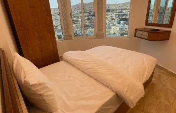 Petra Family Hotel