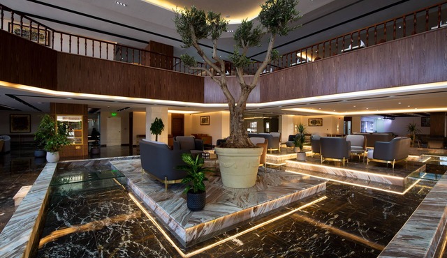 Petra Moon Luxury Hotel