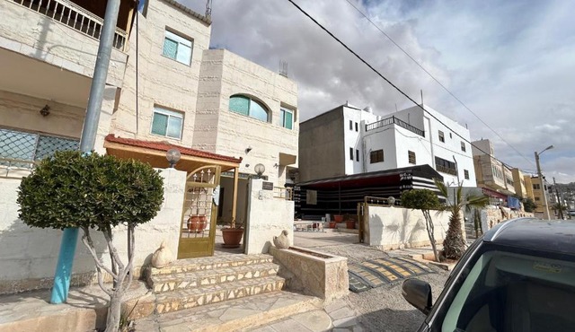 Petra Pass Hostel