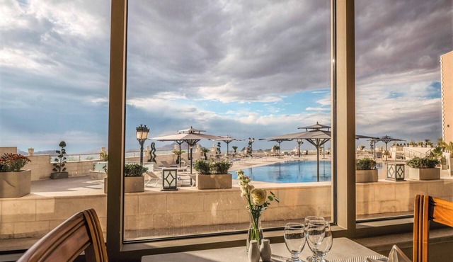 Petra Pillars Luxury Hotel