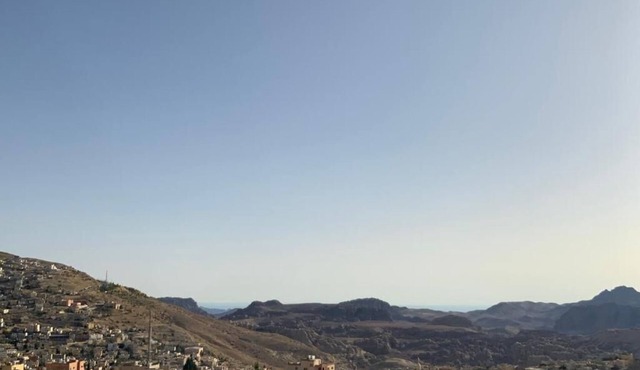Petra Sola Home & Apartment With Mountain and Garden View