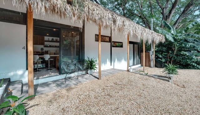 Playa Grande Loft 4 - Starlink WiFi - Walk to Beach - Sleeps 2