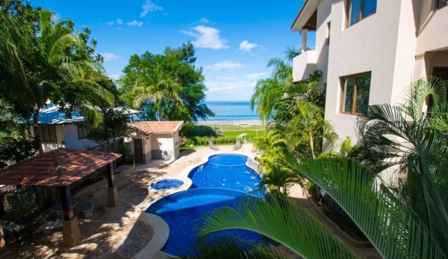 Playa Hermosa Beachfront Condo 3 BR Ocean View Resort Pool Sol y Mar 3B