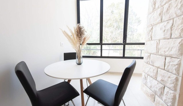 PORT CITY HAIFA - Authentic 1 Bdrm GermanColony 4